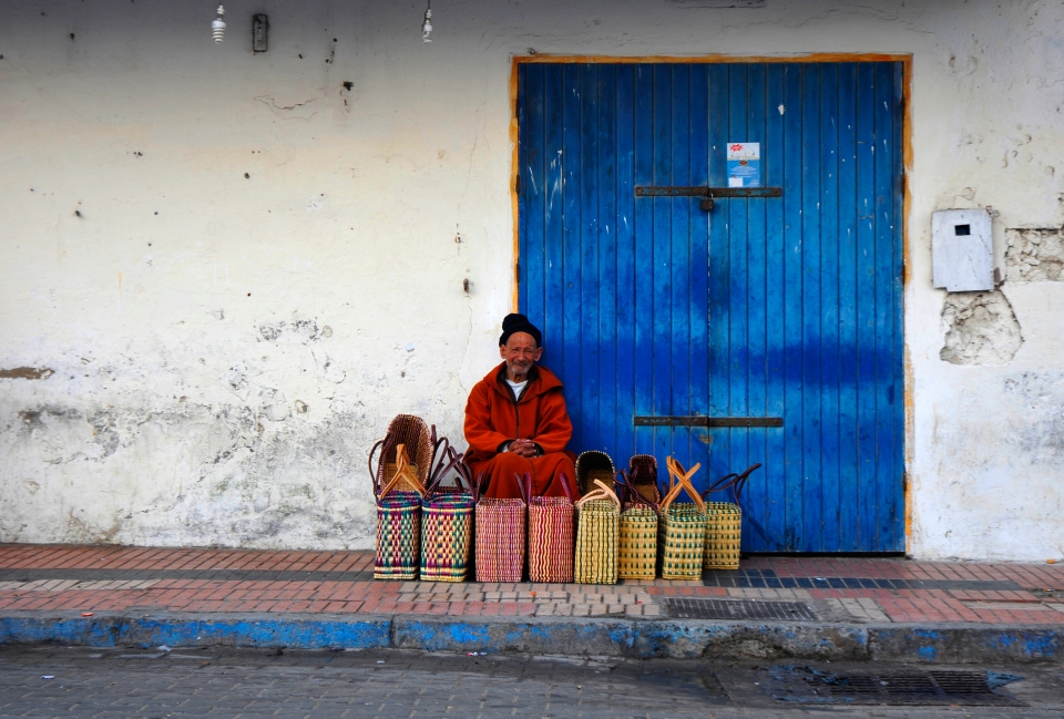 Straw bag-seller, Morocco - Image by Kristian Bertel