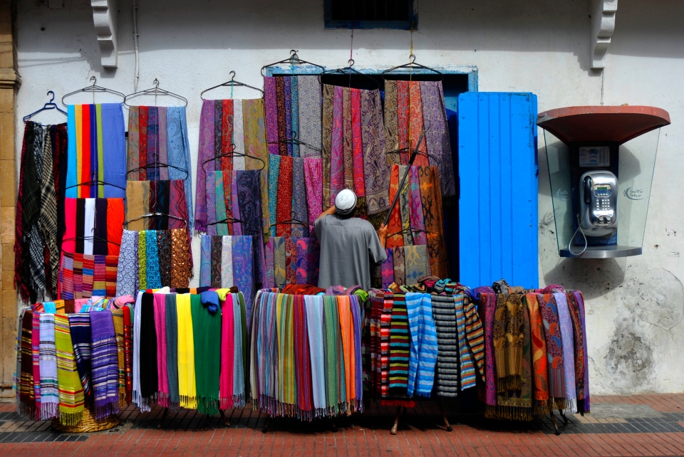Shawl-seller, Morocco - Image by Kristian Bertel