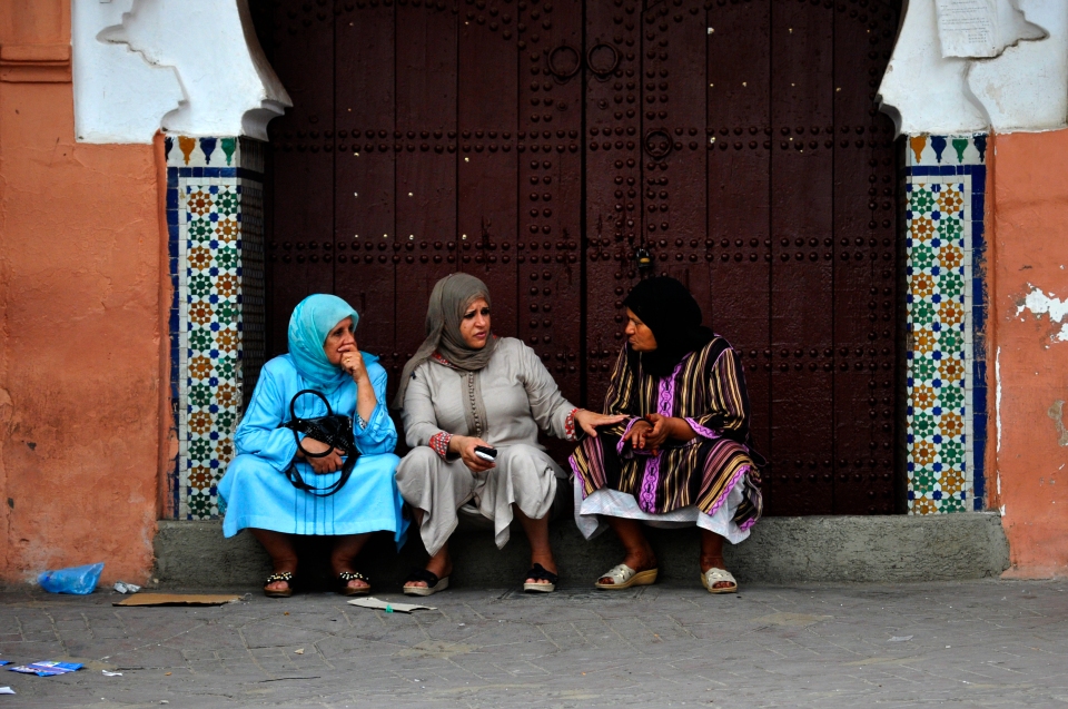 Women in Marrakech, Morocco - Image by Kristian Bertel